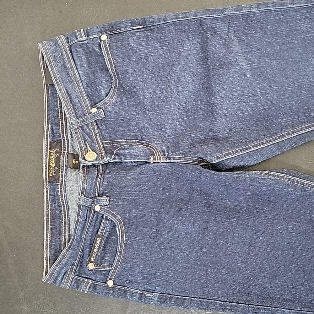 Women's Rocawear Jeans - Picture 1 of 6